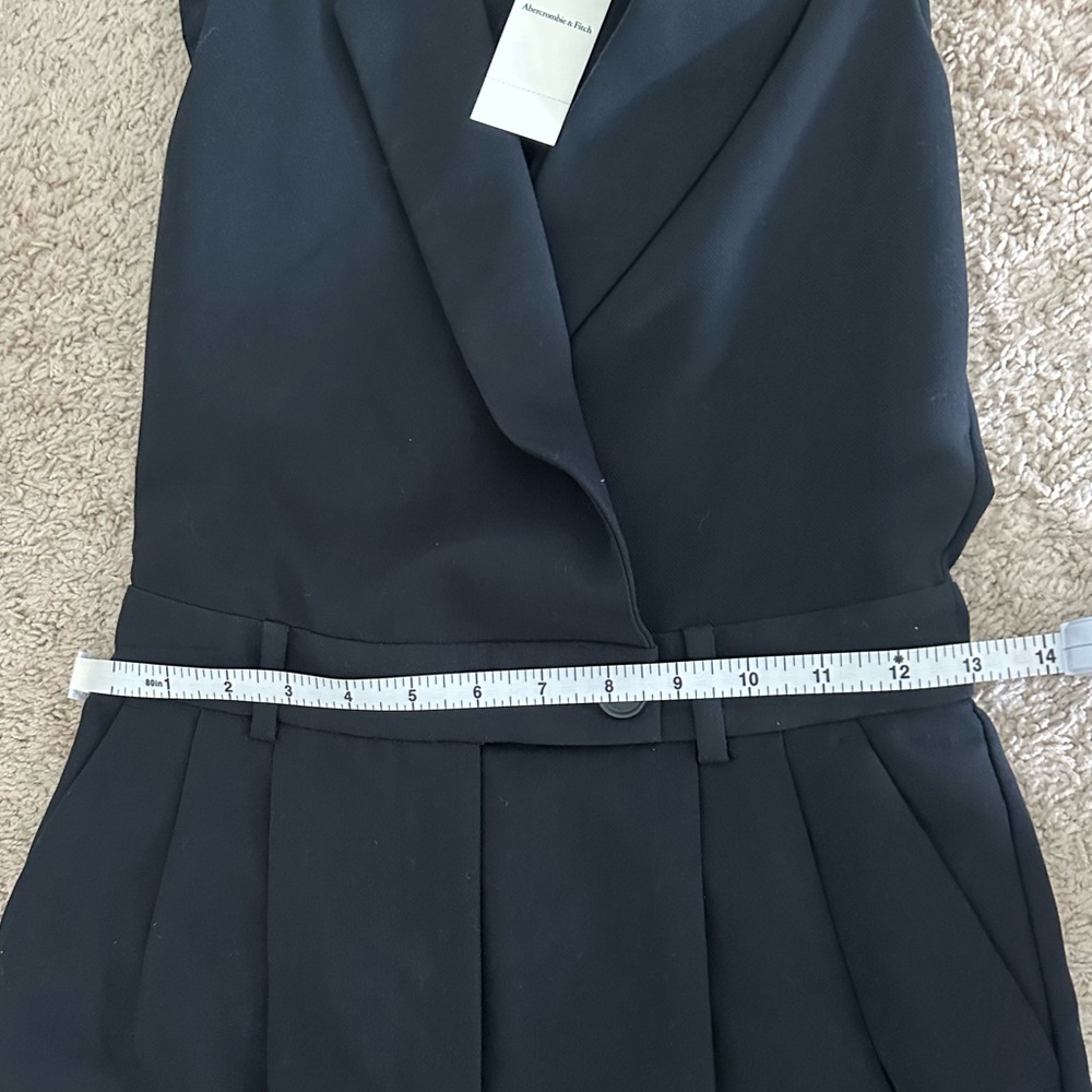 NWT Abercrombie & Fitch Black Sloane Jumpsuit - Picture 2 of 11